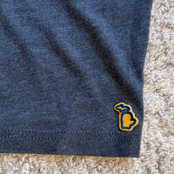 UofM Hail Graphic Men's Shirt - - Picture 3 of 6